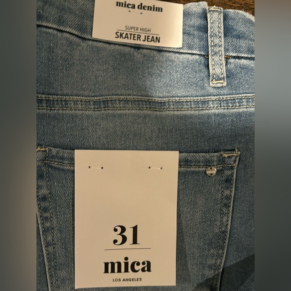 Mica Super High Skater Jeans - Picture 3 of 3